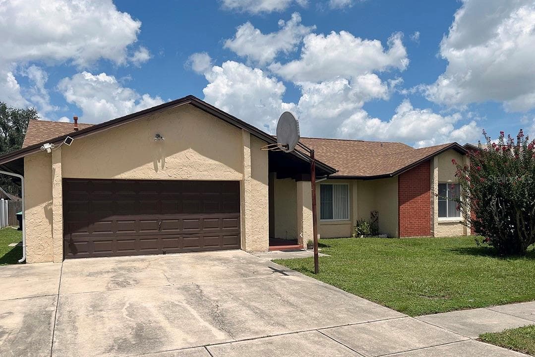 Single Family Residence at 2127 SPICE AVE, ORLANDO, photo 3 of 15