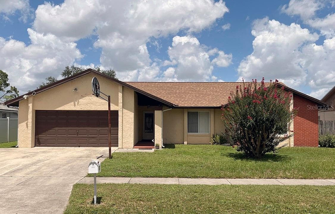 Single Family Residence at 2127 SPICE AVE, ORLANDO, photo 4 of 15