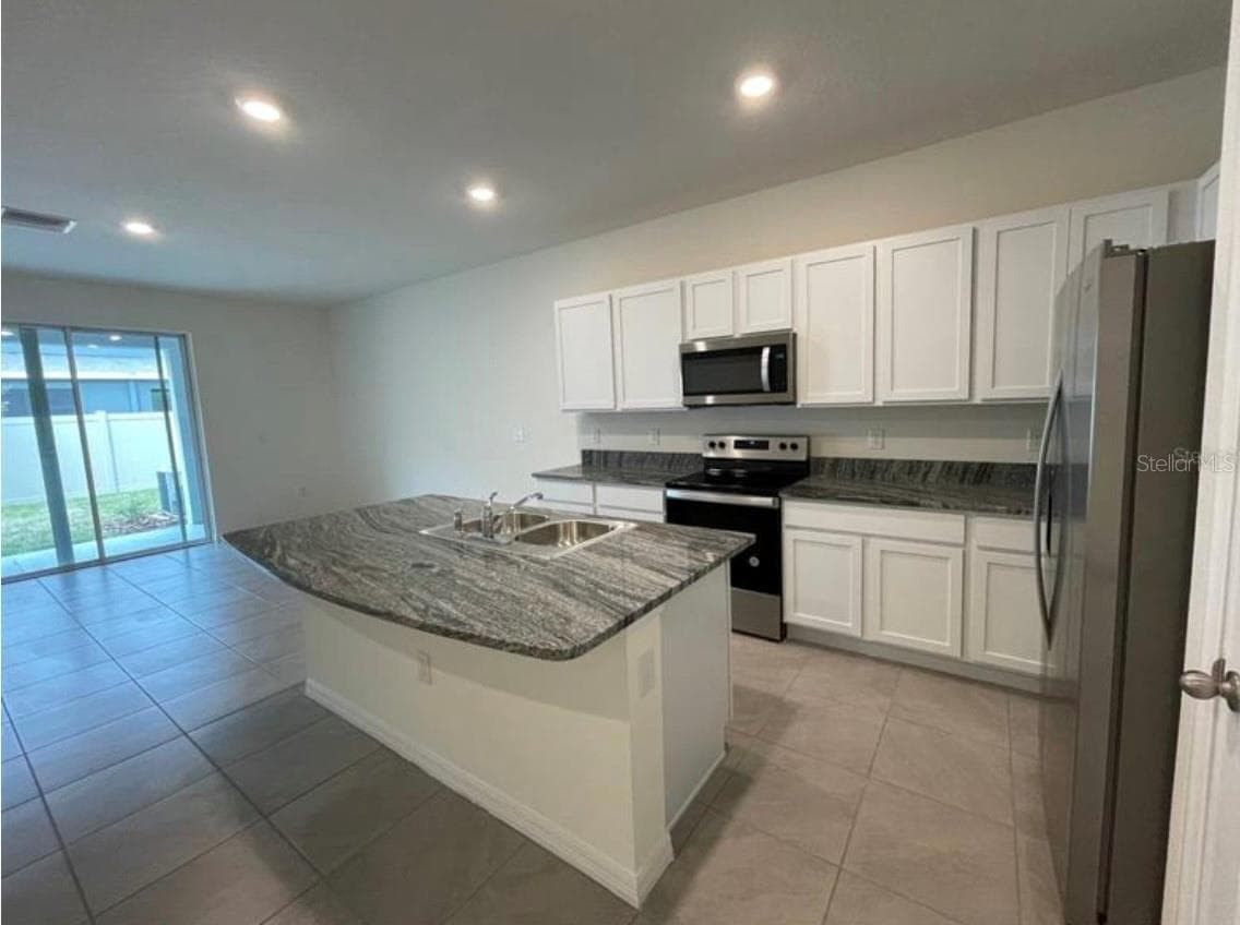 Townhouse at 32971 PEZ LANDING LN, WESLEY CHAPEL, photo 5 of 25