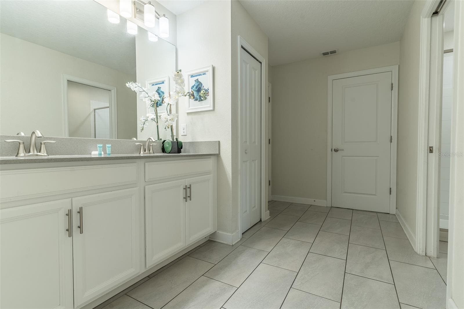 Single Family Residence at 1532 MAIDSTONE CT, DAVENPORT, photo 18 of 90