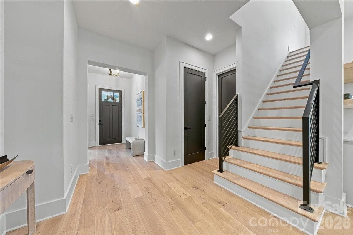 Single Family Residence at 2025 South Street, Charlotte, photo 12 of 42