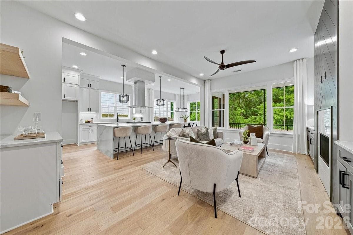 Single Family Residence at 2025 South Street, Charlotte, photo 13 of 42