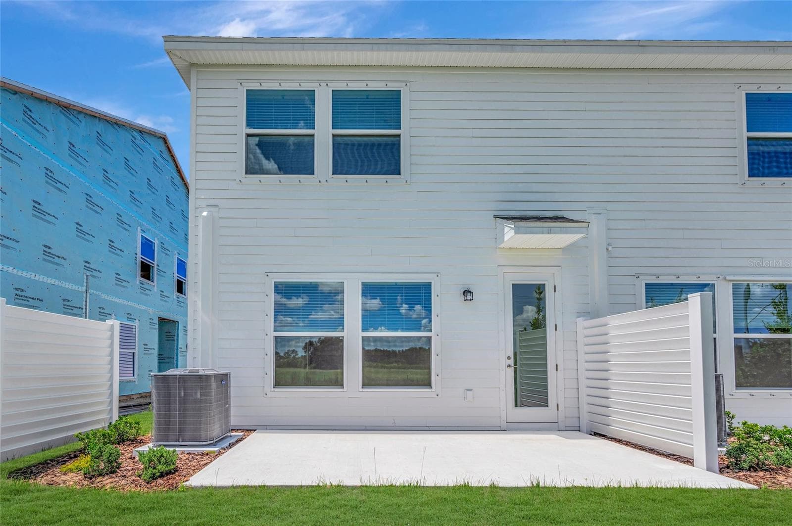 Rear Exterior - 6418 JENSEN VIEW AVE, APOLLO BEACH