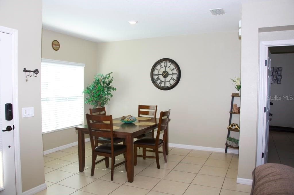 Dining Room - 411 BLUE LAKE CIR, KISSIMMEE