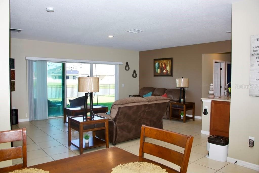 Open Concept - 411 BLUE LAKE CIR, KISSIMMEE