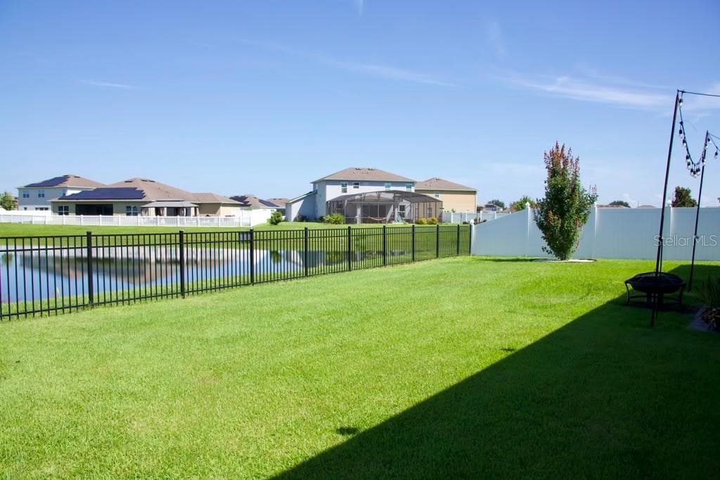 Backyard - 411 BLUE LAKE CIR, KISSIMMEE