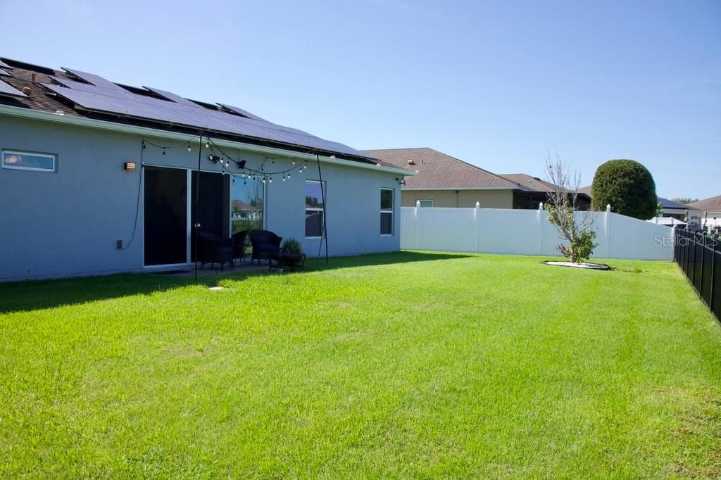 Single Family Residence at 411 BLUE LAKE CIR, KISSIMMEE, photo 22 of 25