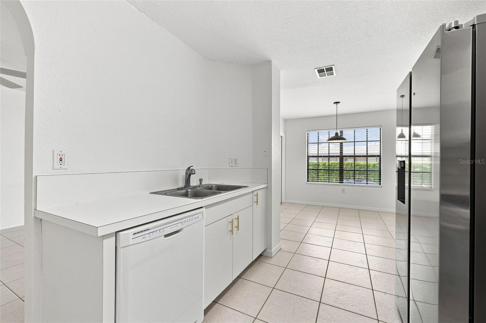 Townhouse at 4176 BRENTWOOD PARK CIR, TAMPA, photo 15 of 32