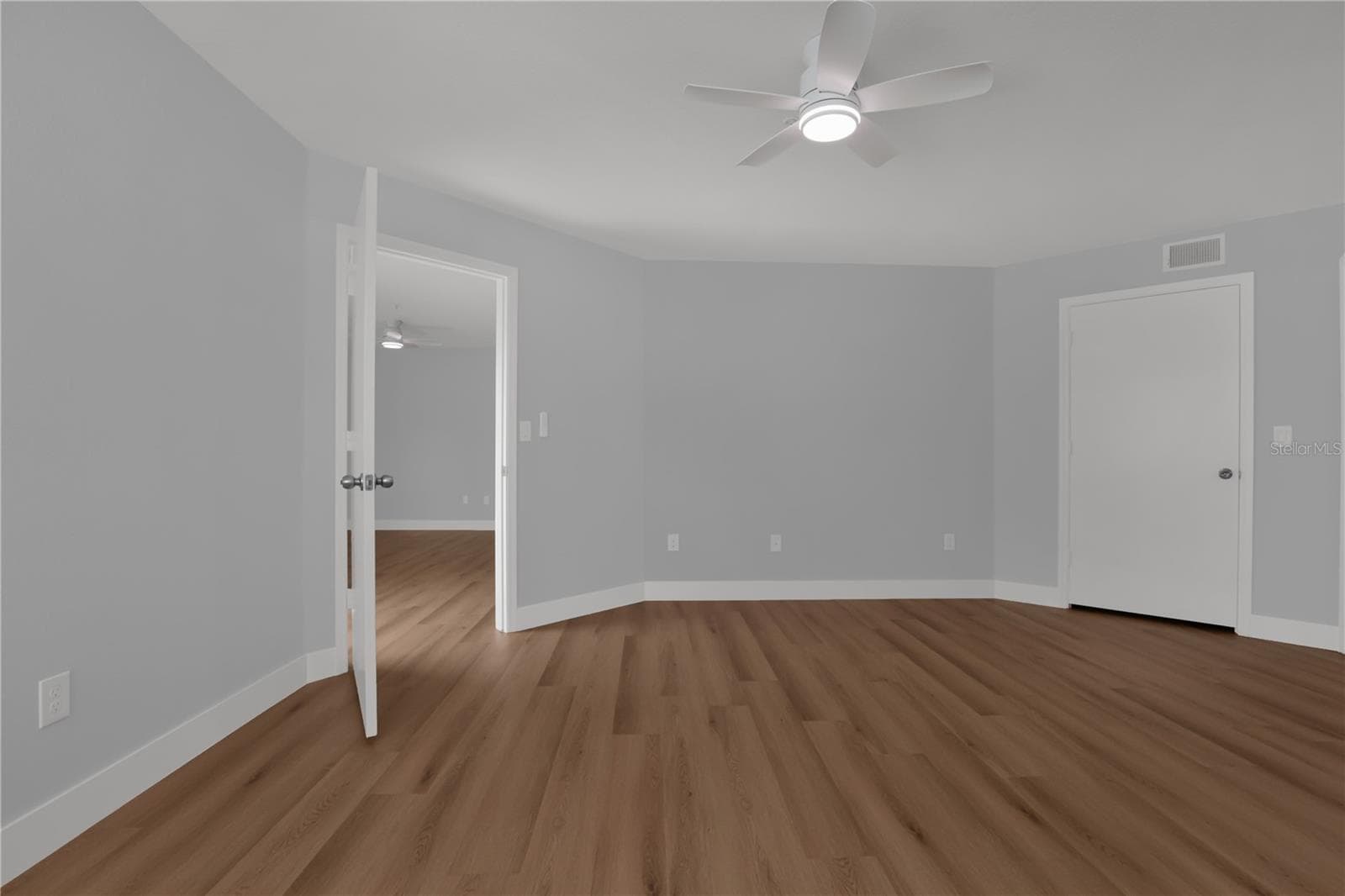 Condominium at 7300 WESTPOINTE BLVD #717, ORLANDO, photo 16 of 33