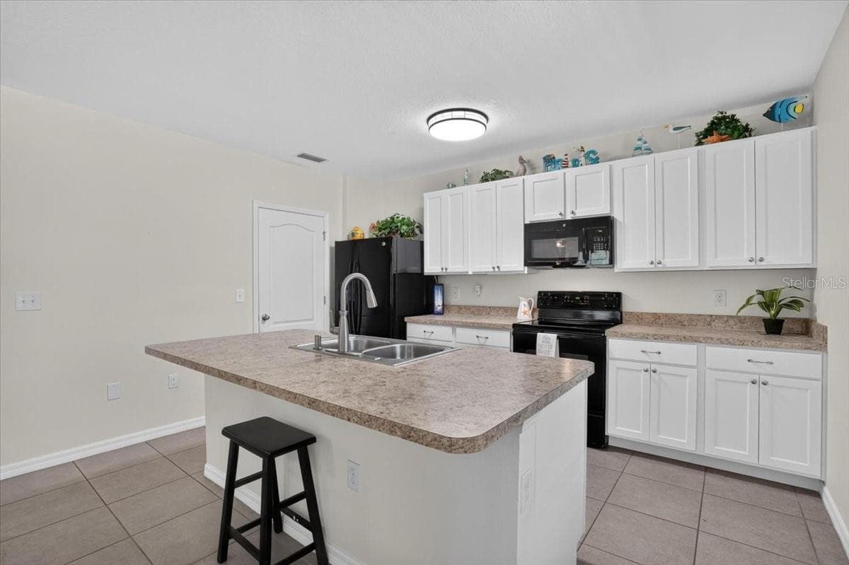 Single Family Residence at 5288 11TH ST E, BRADENTON, photo 13 of 48