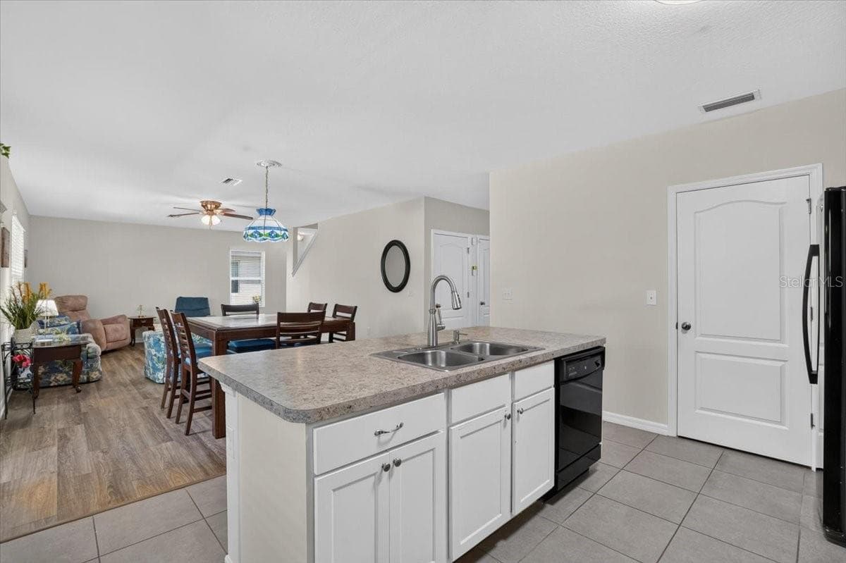 Single Family Residence at 5288 11TH ST E, BRADENTON, photo 15 of 48