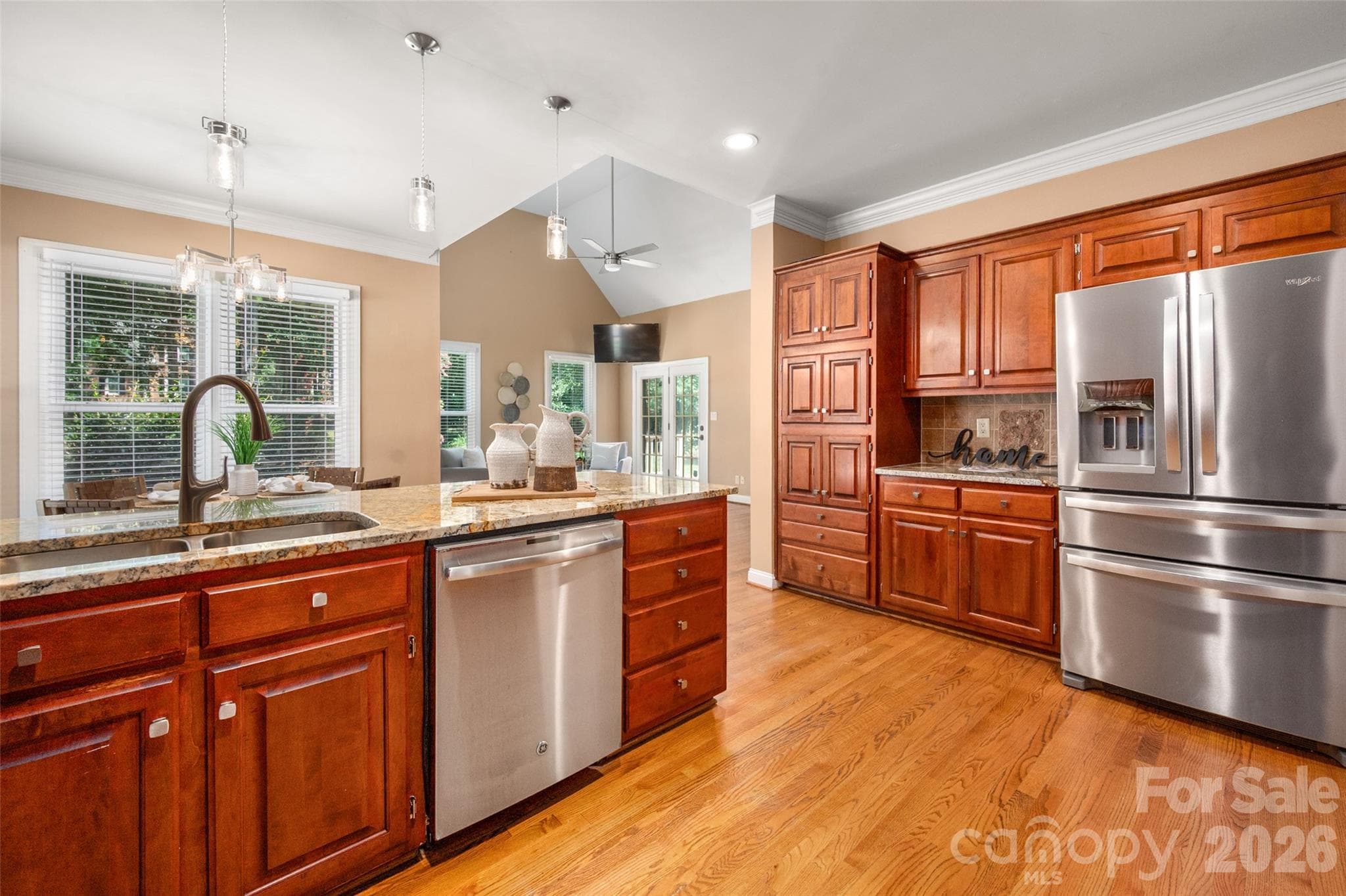 Single Family Residence at 12818 Darby Chase Drive, Charlotte, photo 19 of 43