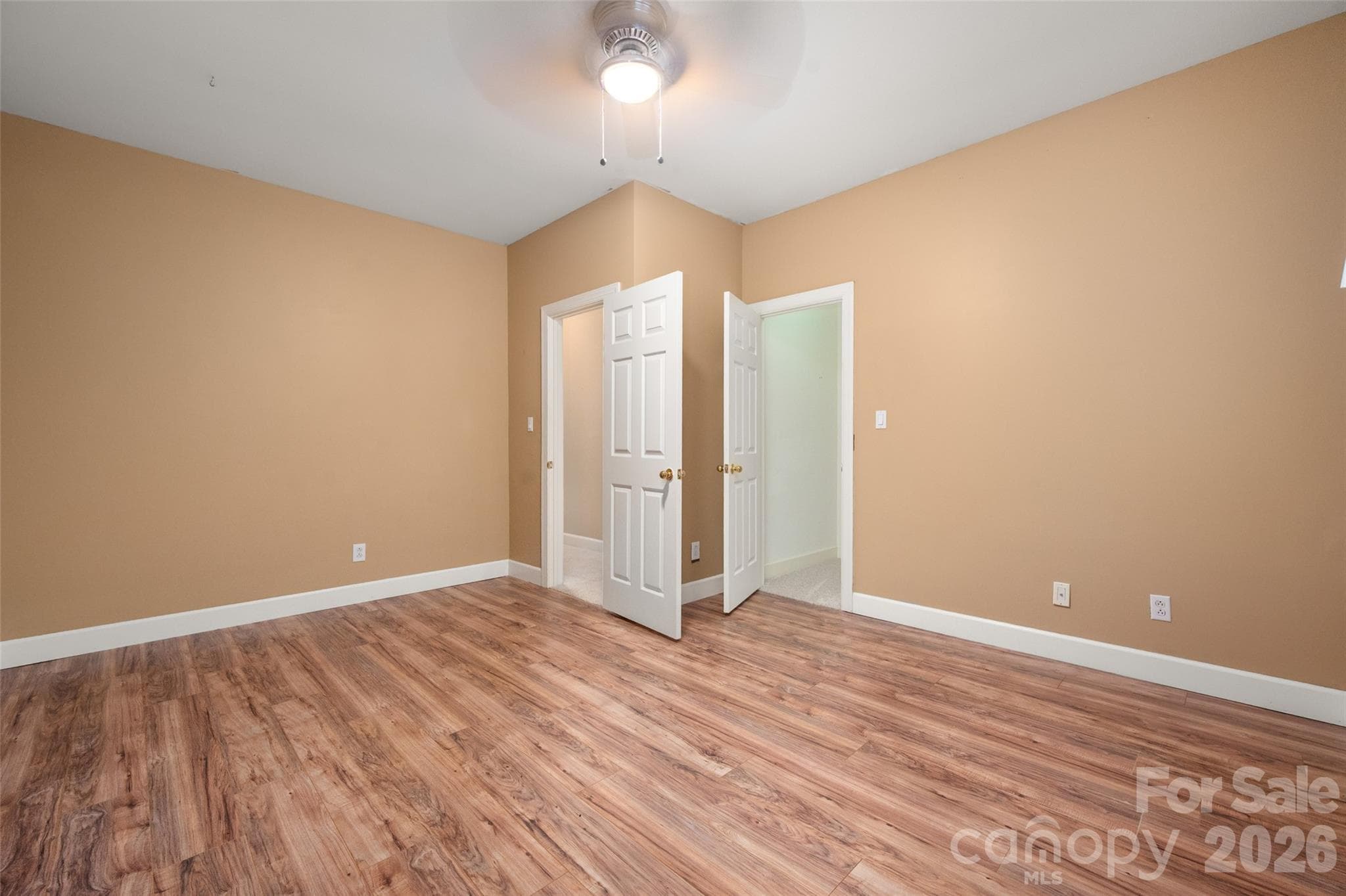 Single Family Residence at 12818 Darby Chase Drive, Charlotte, photo 32 of 43