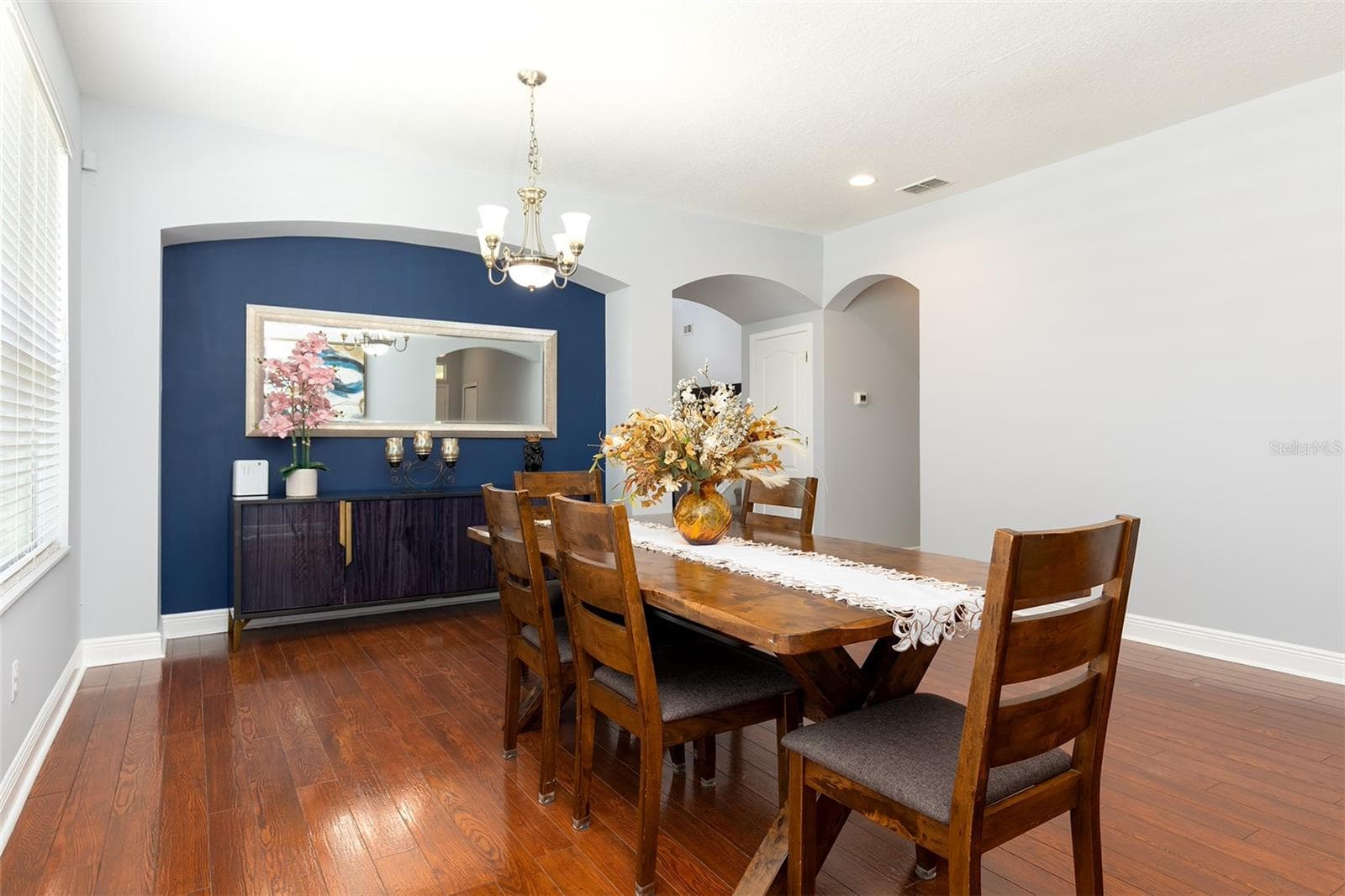 Single Family Residence at 5421 GEMGOLD CT, WINDERMERE, photo 4 of 35
