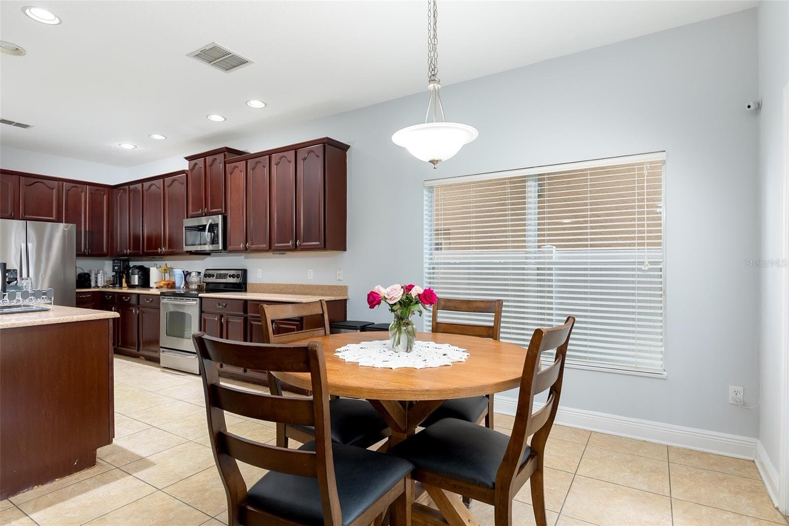 Single Family Residence at 5421 GEMGOLD CT, WINDERMERE, photo 11 of 35