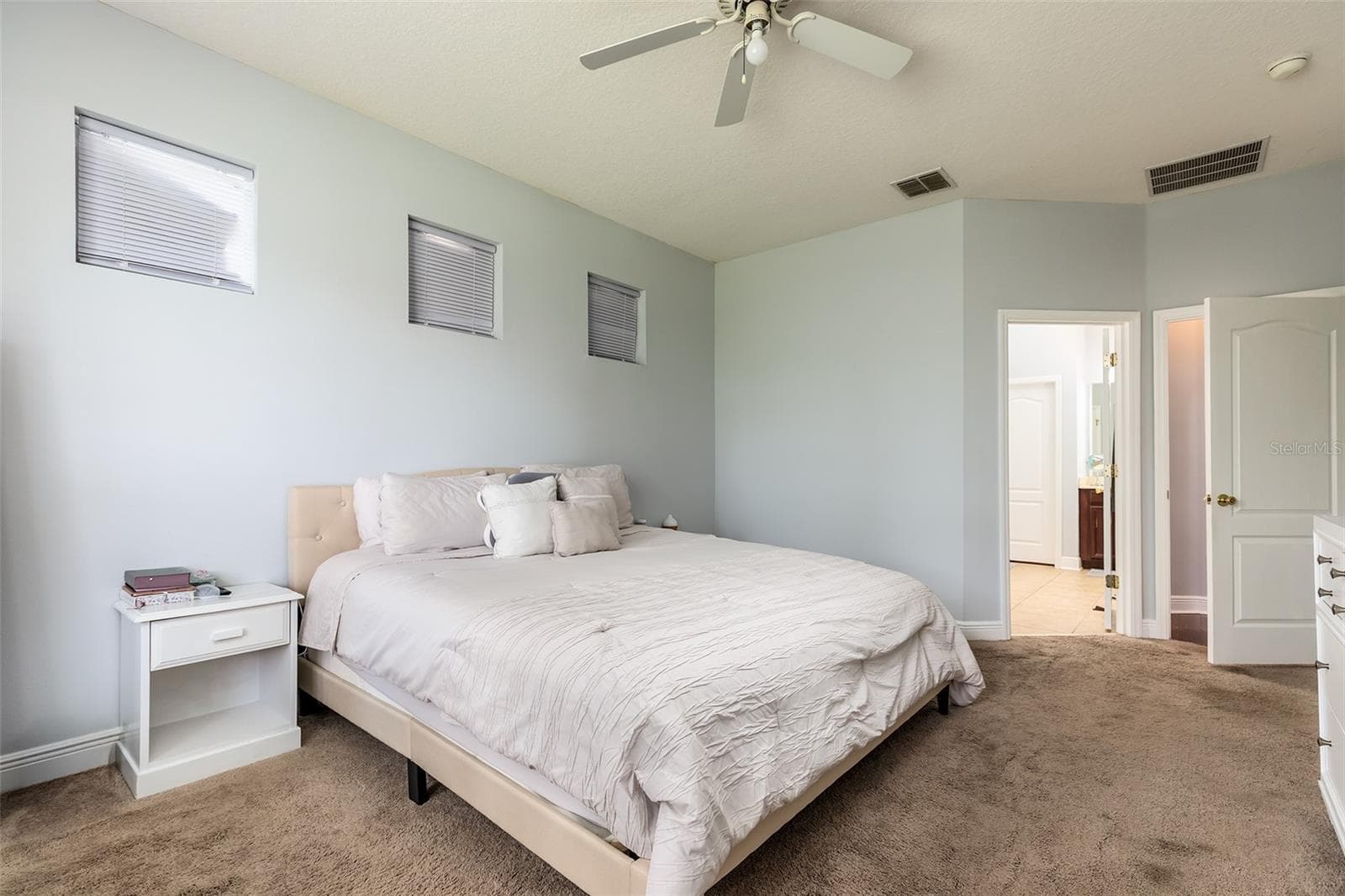 Single Family Residence at 5421 GEMGOLD CT, WINDERMERE, photo 17 of 35