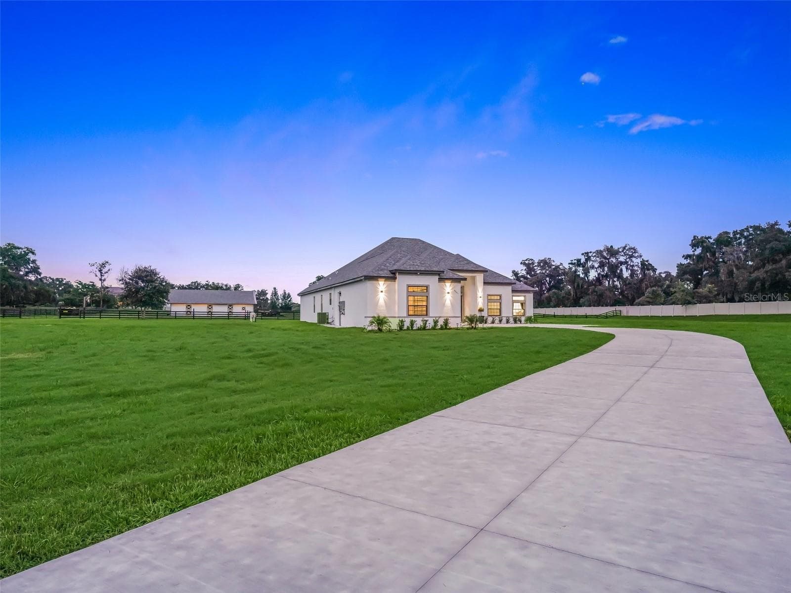 Single Family Residence at 7041 NE 22ND COURT RD, OCALA, photo 6 of 78
