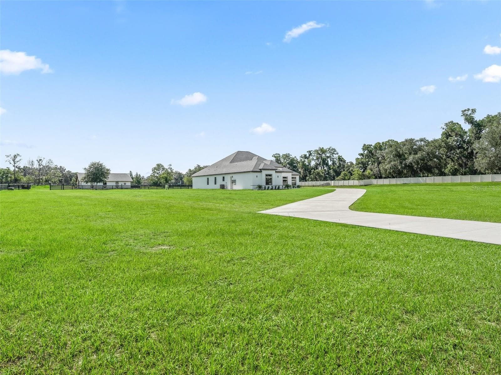 Single Family Residence at 7041 NE 22ND COURT RD, OCALA, photo 10 of 78