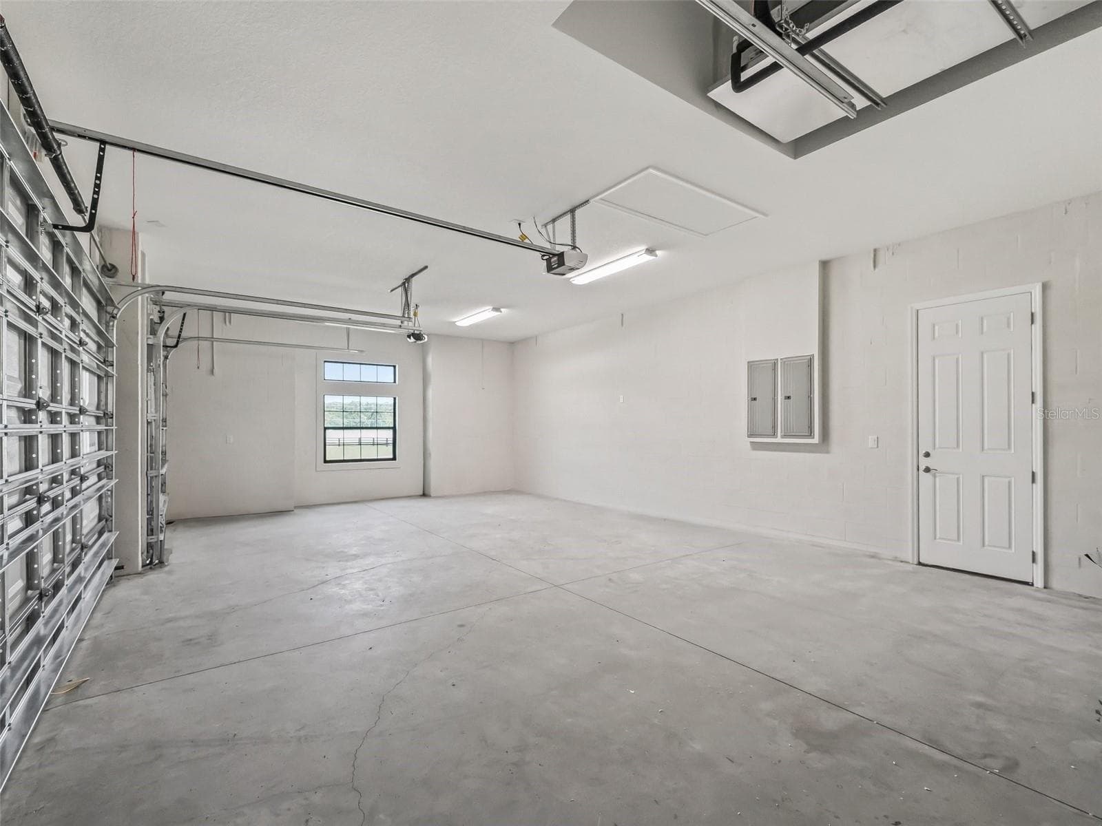 Single Family Residence at 7041 NE 22ND COURT RD, OCALA, photo 15 of 78