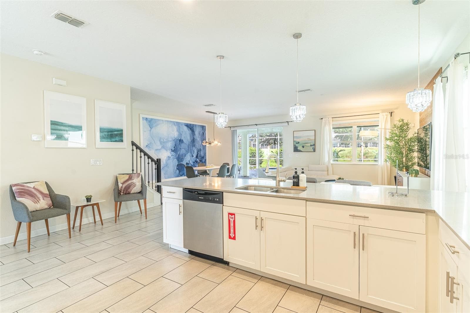 Single Family Residence at 561 PEBBLE BEACH DR, DAVENPORT, photo 10 of 88