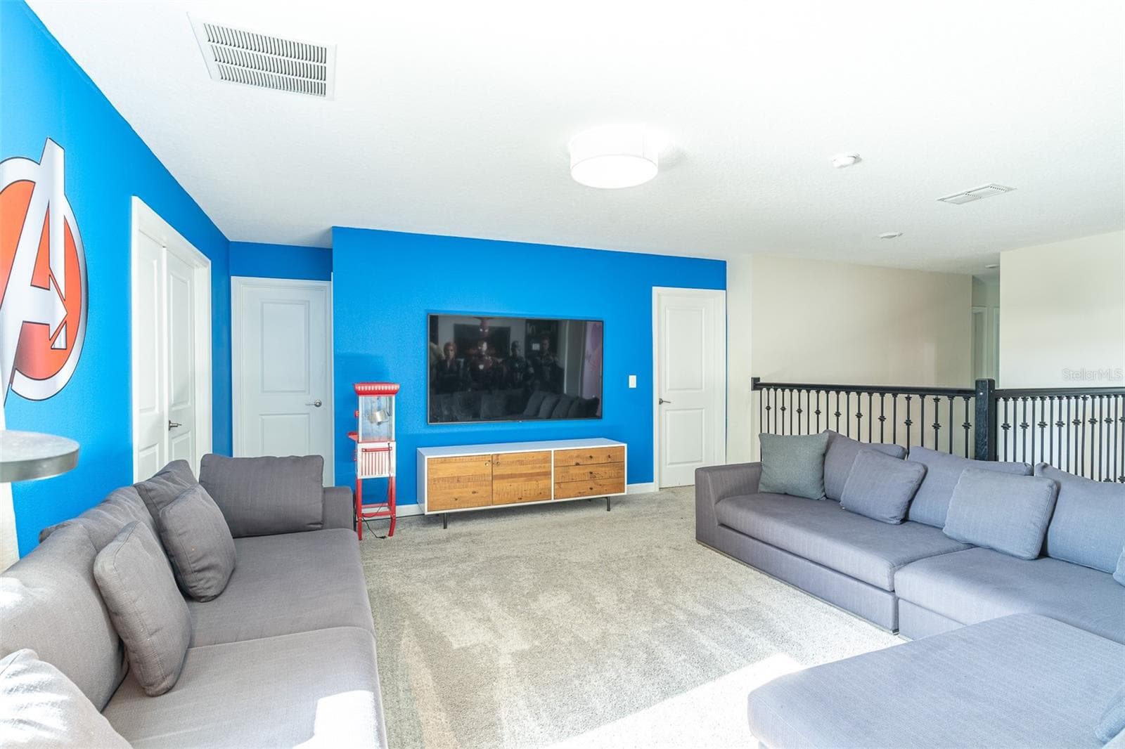 Single Family Residence at 561 PEBBLE BEACH DR, DAVENPORT, photo 18 of 88