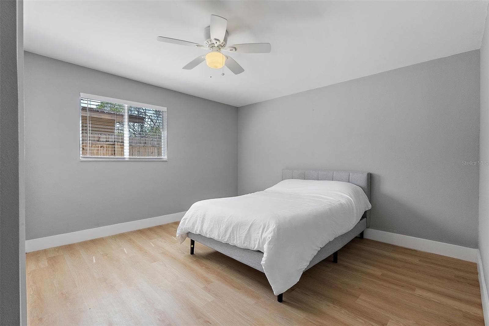 Single Family Residence at 3926 HELENA ST NE, ST PETERSBURG, photo 21 of 31