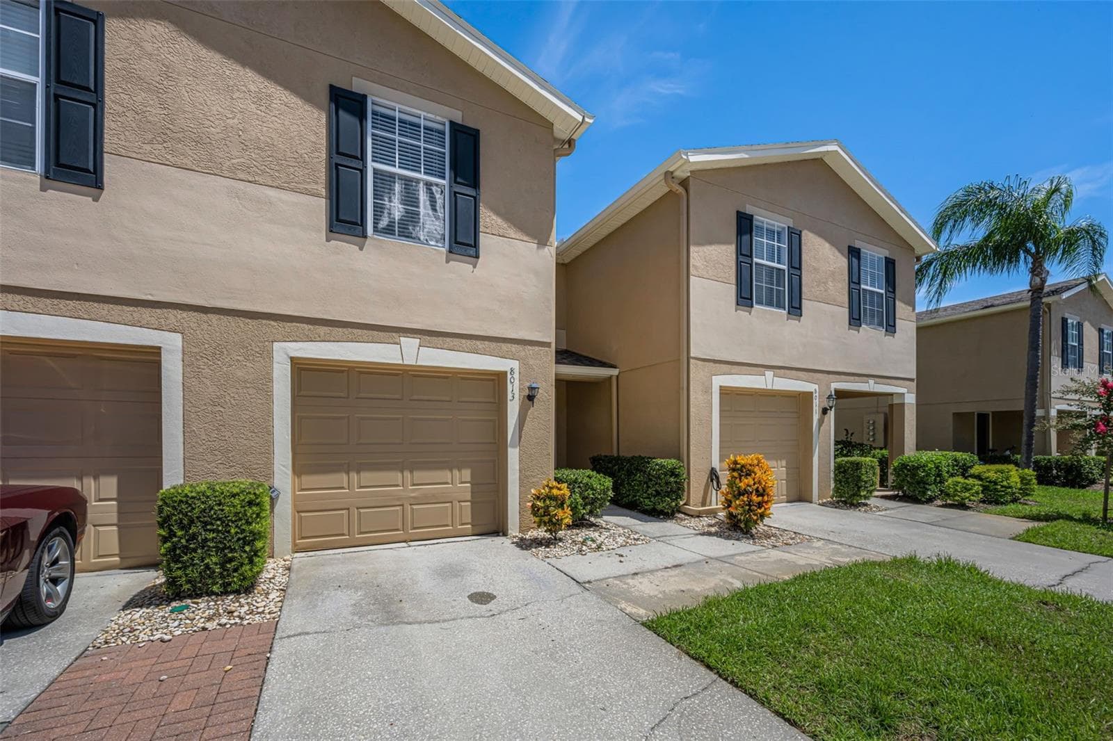 Townhouse at 8013 SUTTON TERRACE LN, TAMPA, photo 2 of 38