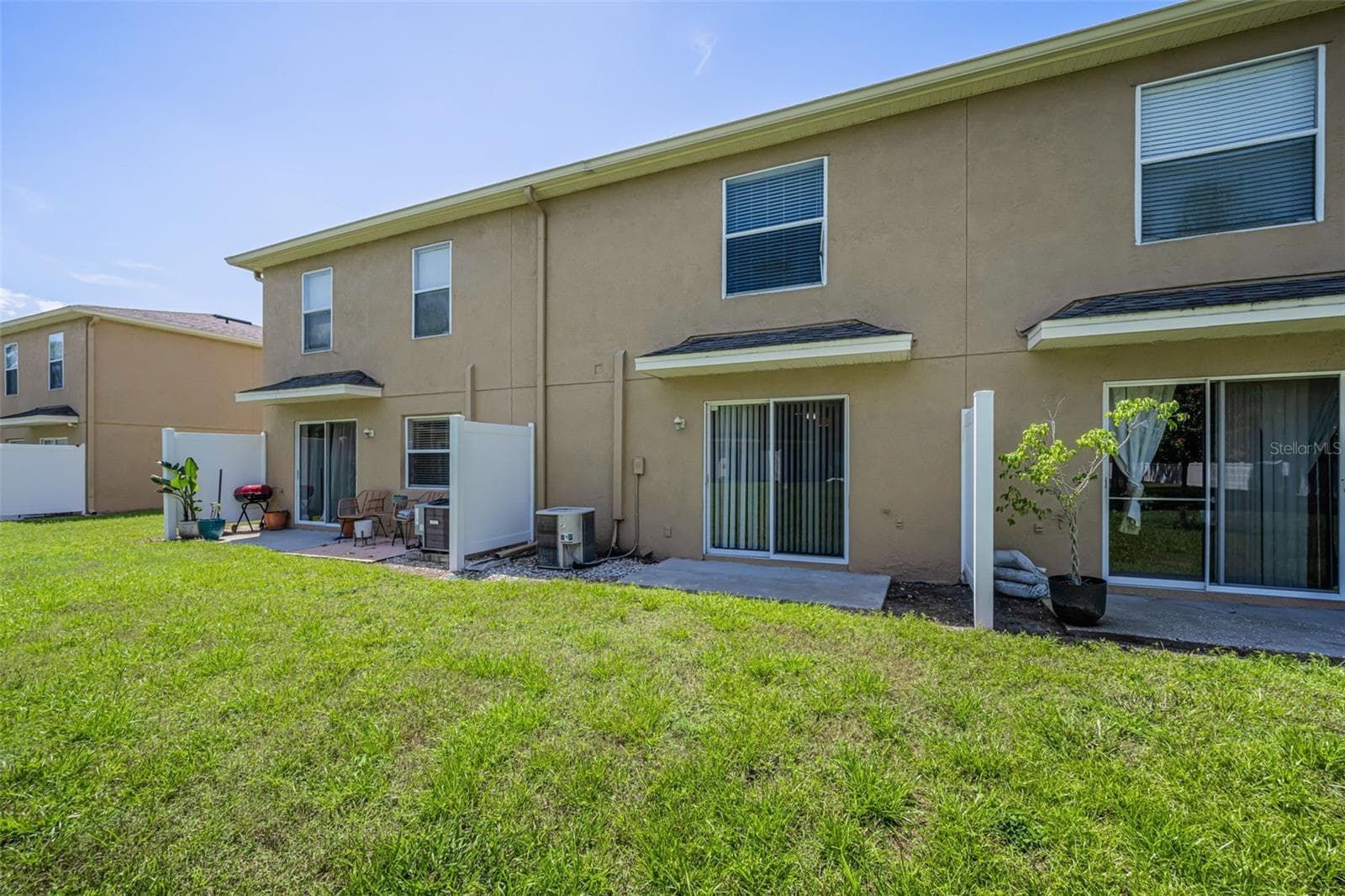 Back of Unit - 8013 SUTTON TERRACE LN, TAMPA