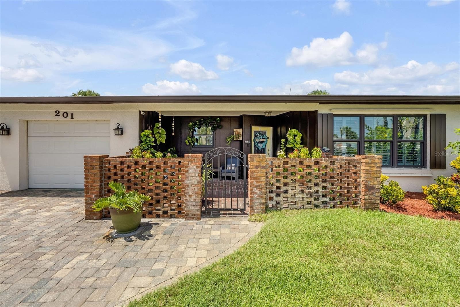 Single Family Residence at 201 S VENETIAN WAY, PORT ORANGE, photo 3 of 65