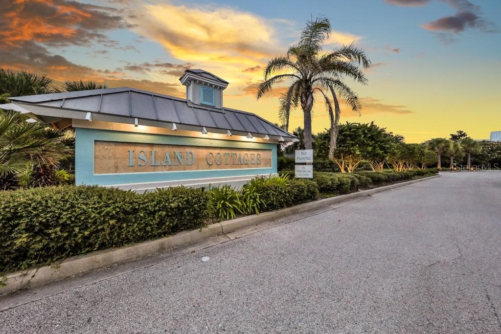 Single Family Residence at 136 ISLAND COTTAGE WAY WAY, ST AUGUSTINE, photo 2 of 65
