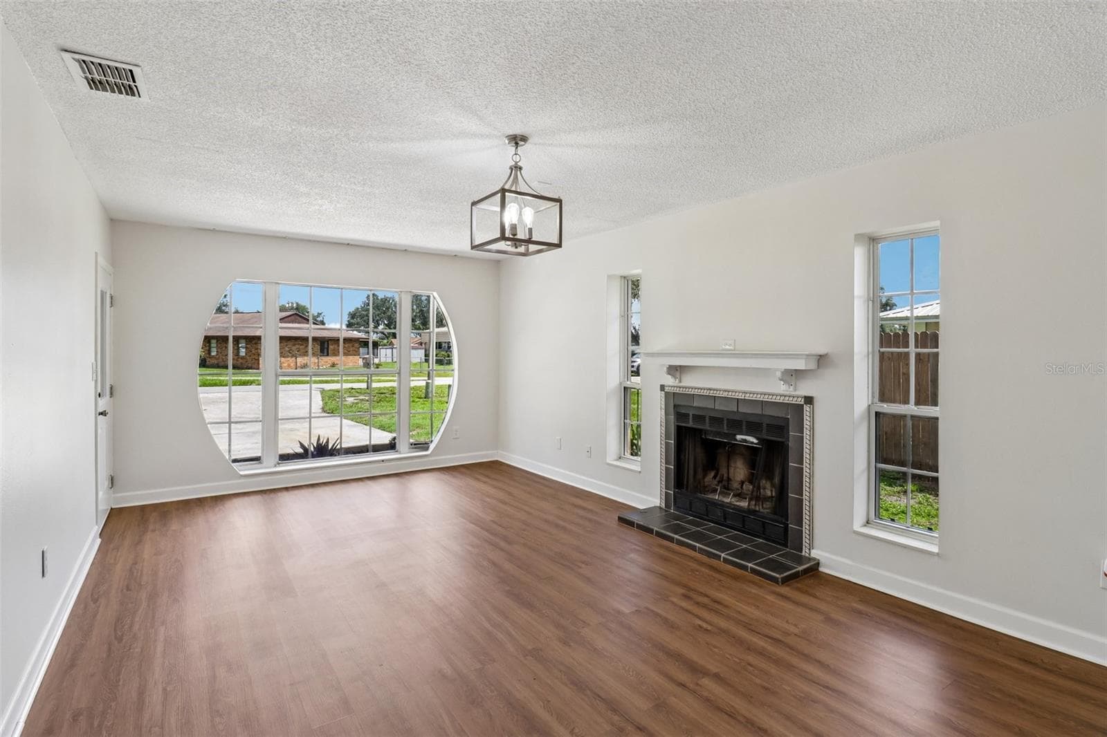 Single Family Residence at 2718 SHADYWOOD PL, LAKELAND, photo 5 of 33