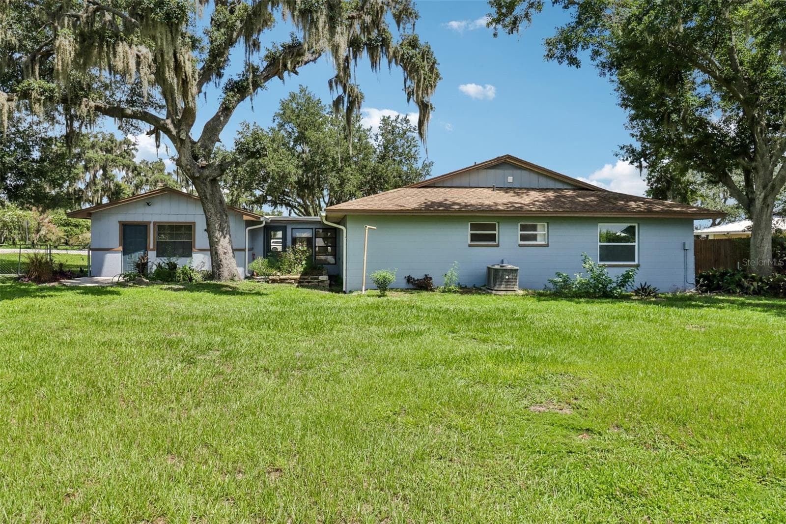 Single Family Residence at 2718 SHADYWOOD PL, LAKELAND, photo 28 of 33