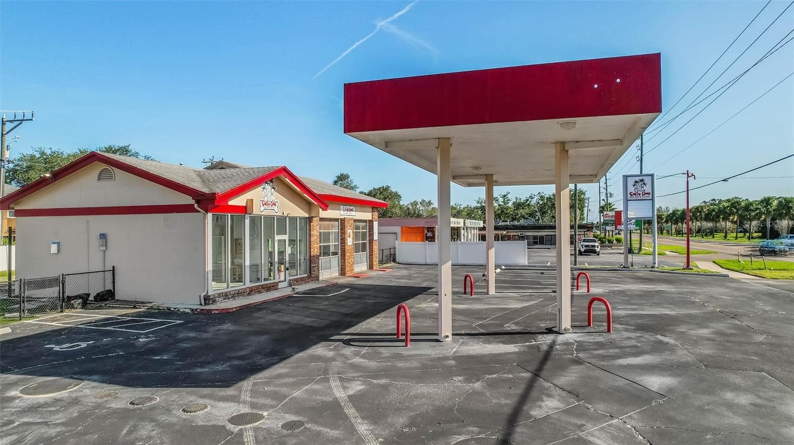 Retail at 2000 BAYSHORE BLVD, DUNEDIN, photo 4 of 11
