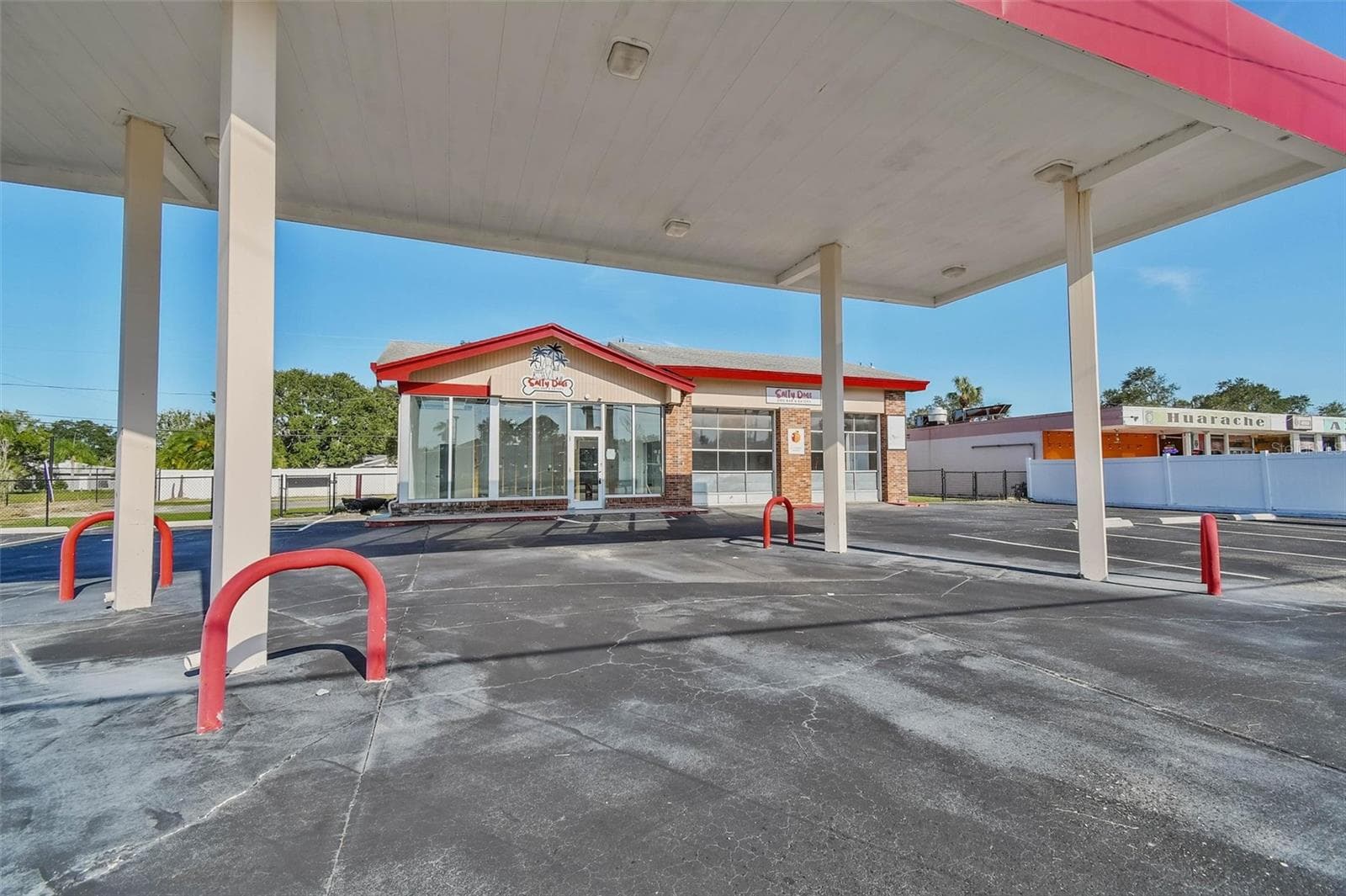 Retail at 2000 BAYSHORE BLVD, DUNEDIN, photo 7 of 11