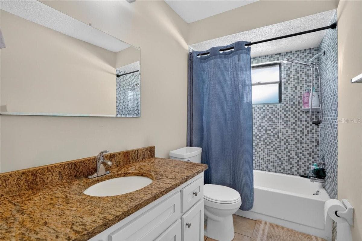 Single Family Residence at 5031 BRANDEIS CIR S, SARASOTA, photo 22 of 36