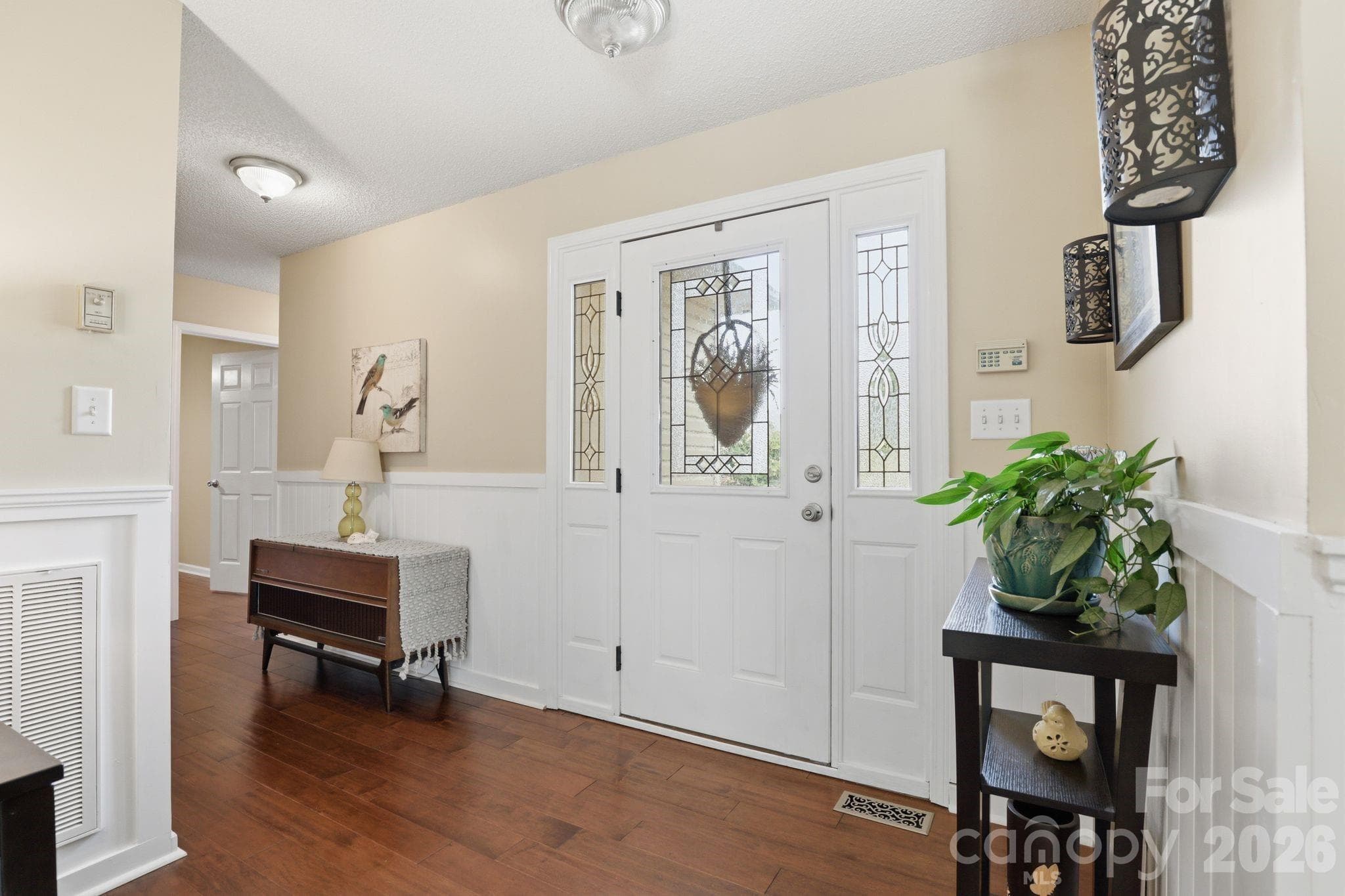Single Family Residence at 2918 24th Street Drive NE, Hickory, photo 10 of 30