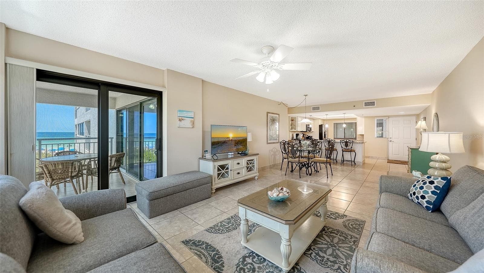 Condominium at 1001 POINT OF ROCKS RD #310, SARASOTA, photo 6 of 33