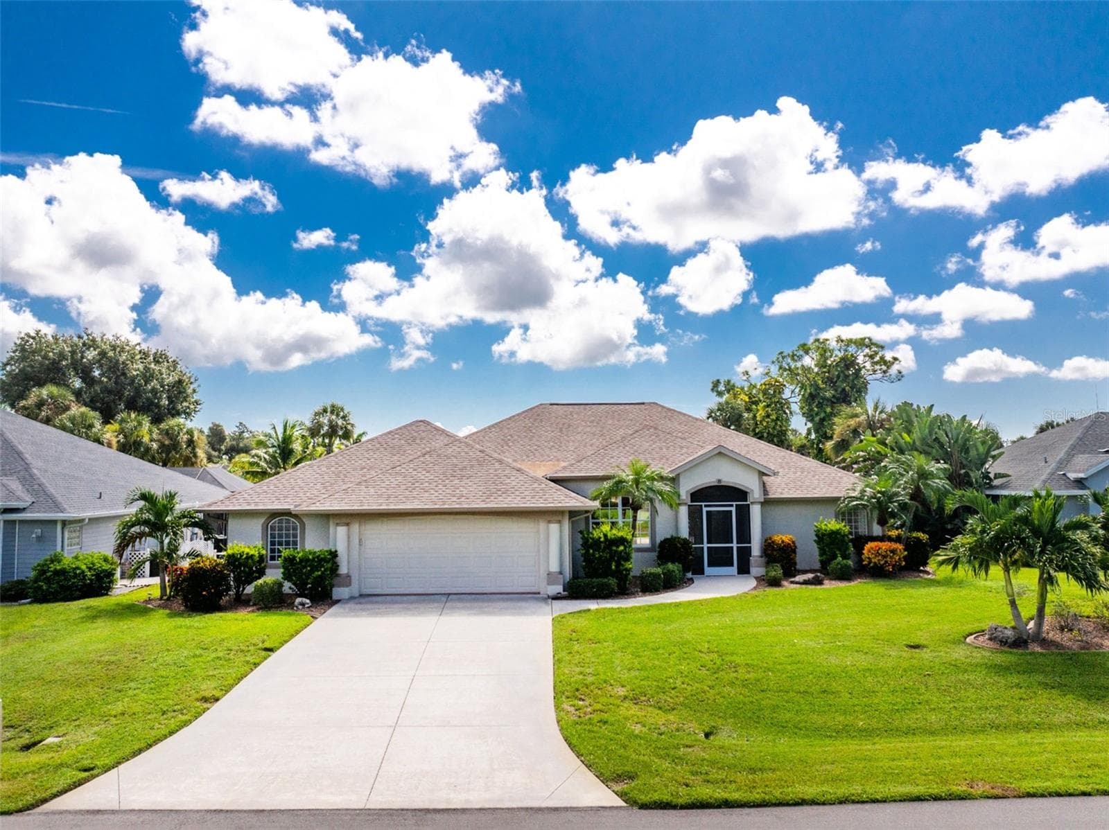 Front Exterior - 8 SPORTSMAN RD, ROTONDA WEST