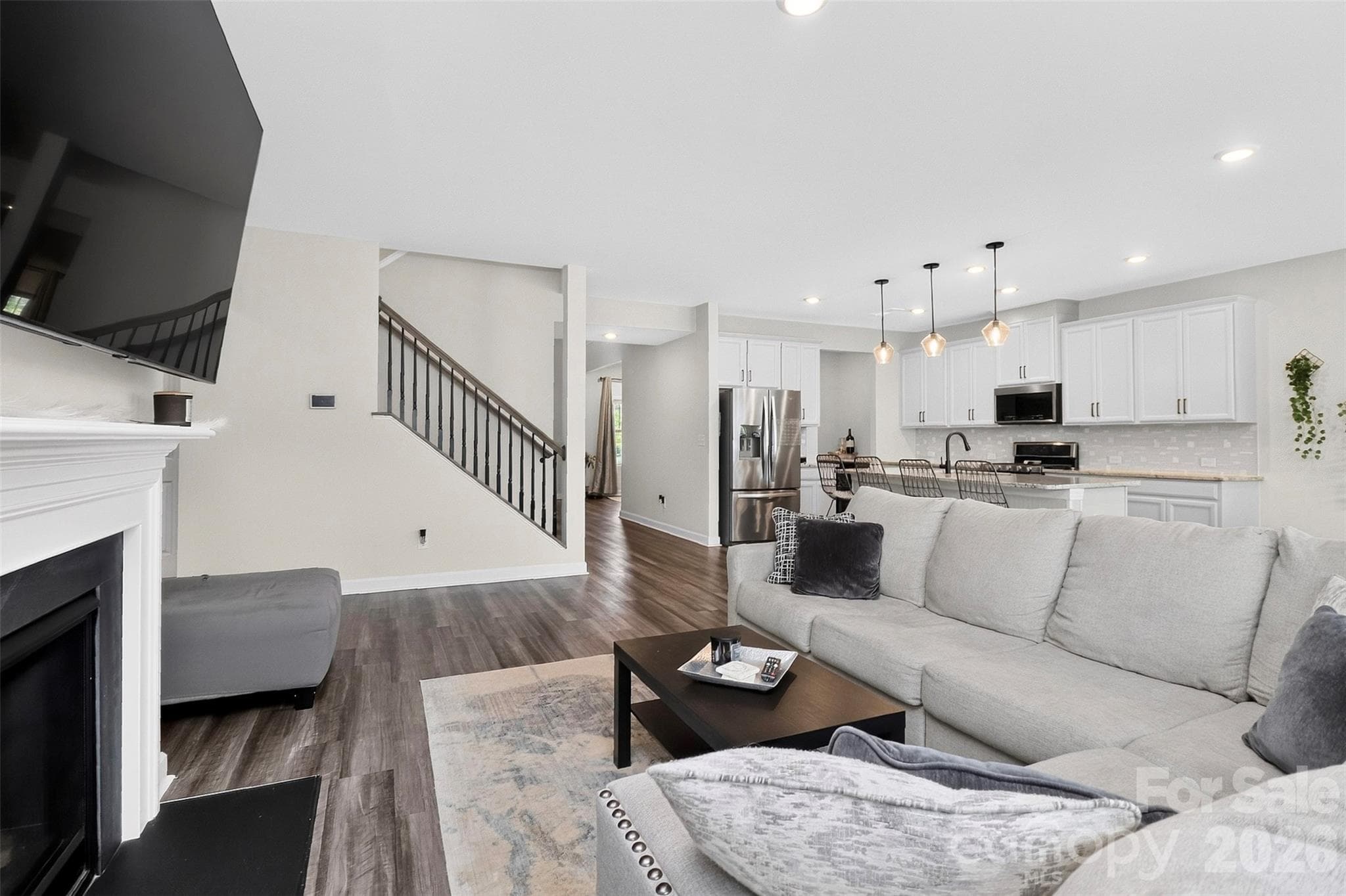 Single Family Residence at 11922 Silverheel Lane, Huntersville, photo 14 of 48