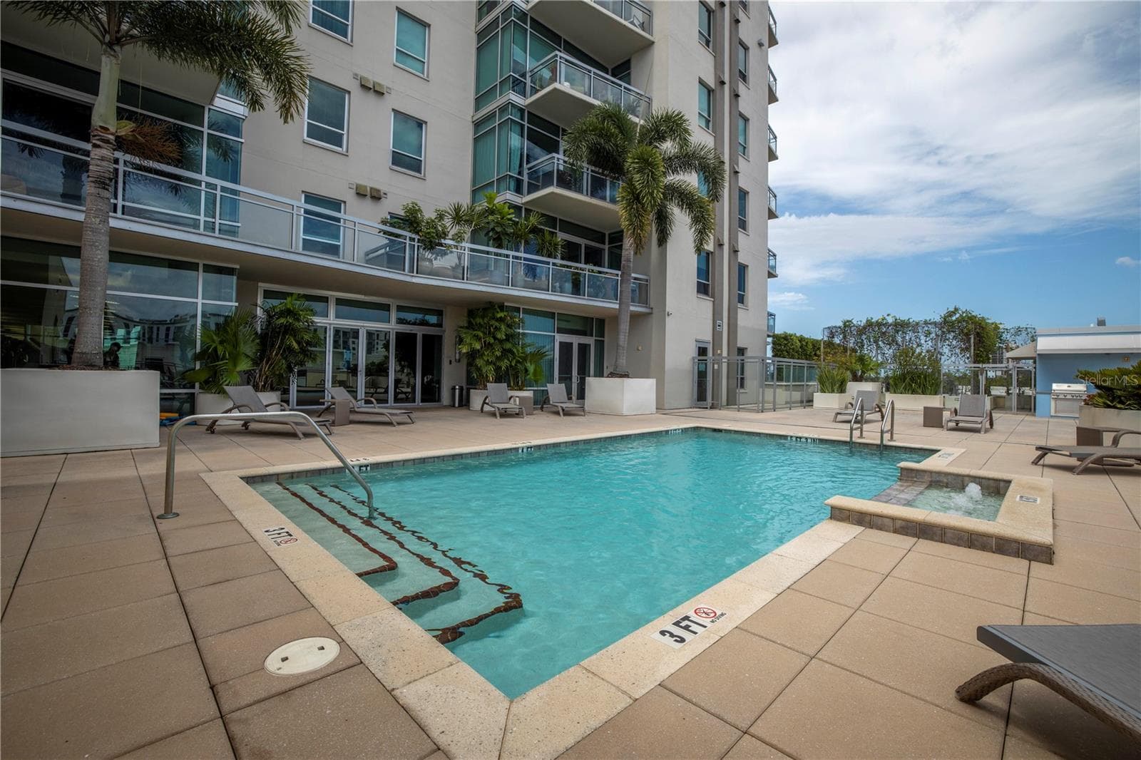 Condominium at 400 4TH AVE S #701, ST PETERSBURG, photo 49 of 62
