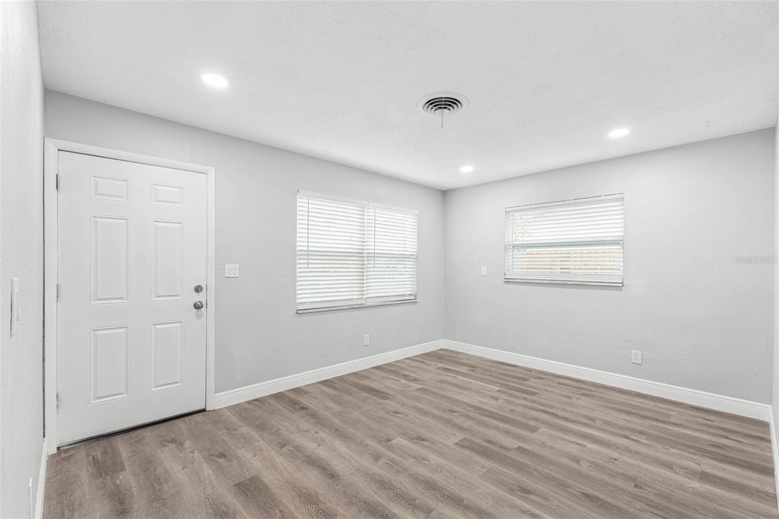 Single Family Residence at 2443 26TH AVE S, ST PETERSBURG, photo 3 of 24