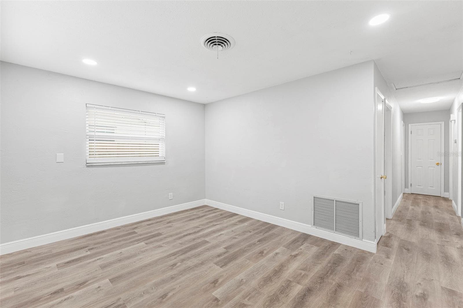 Single Family Residence at 2443 26TH AVE S, ST PETERSBURG, photo 4 of 24