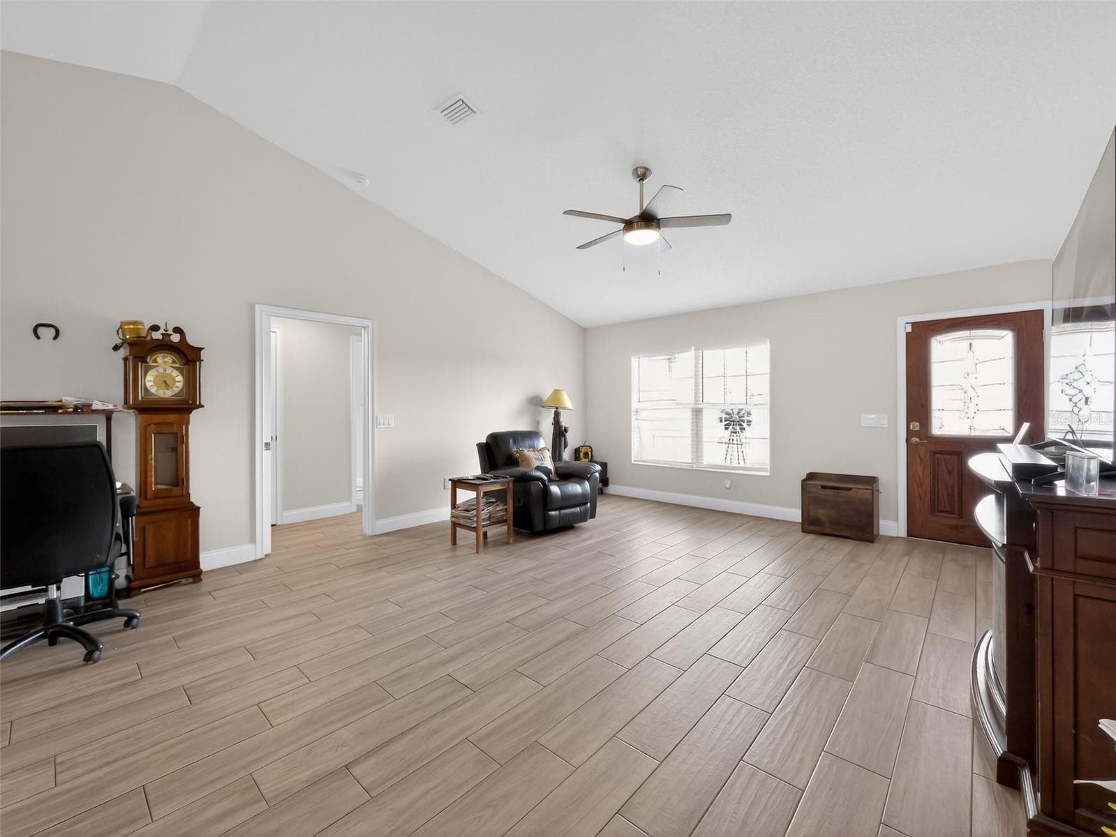 Single Family Residence at 854 FISHER RD, OCKLAWAHA, photo 4 of 29