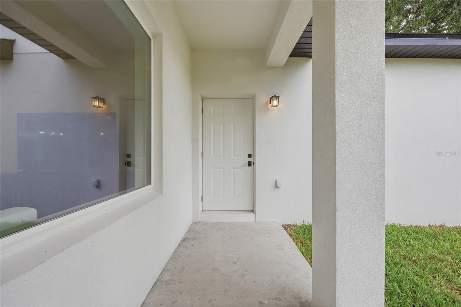 Covered Patio & Walkway to Mother In Law Suite - 351 E WILDMERE AVE, LONGWOOD