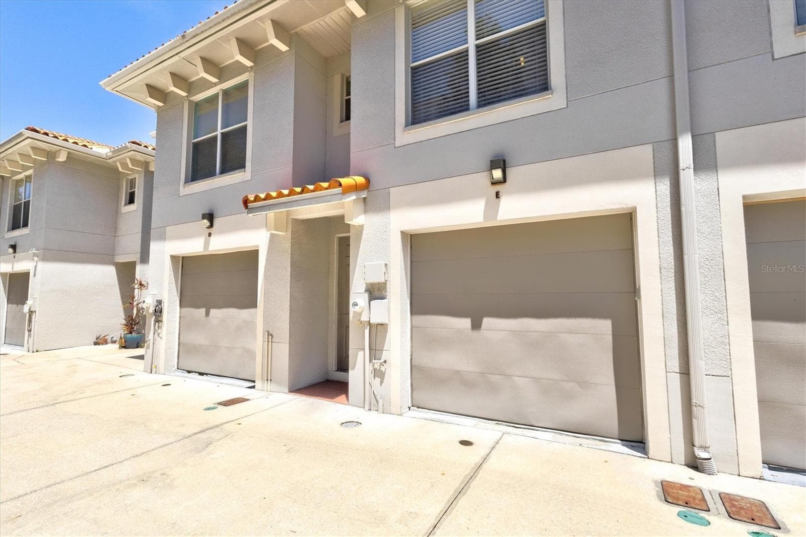 Townhouse at 212 S DAKOTA AVE #E, TAMPA, photo 5 of 93