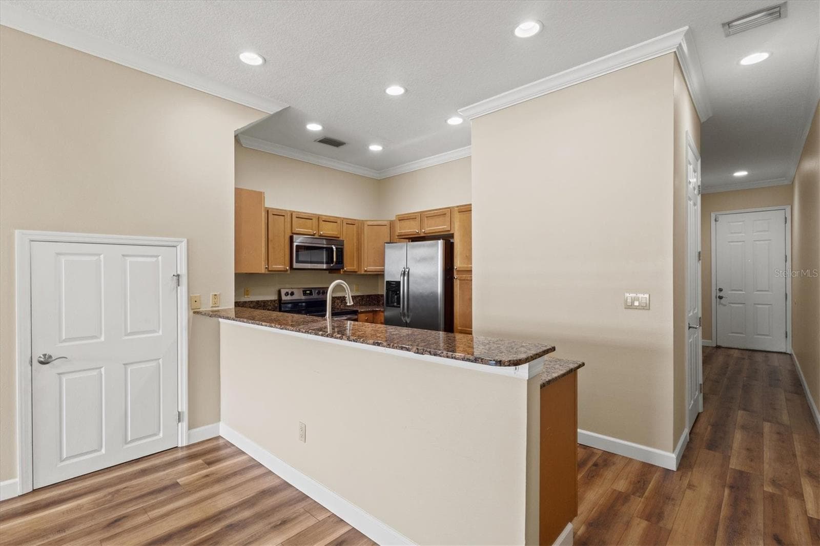 Townhouse at 212 S DAKOTA AVE #E, TAMPA, photo 10 of 93