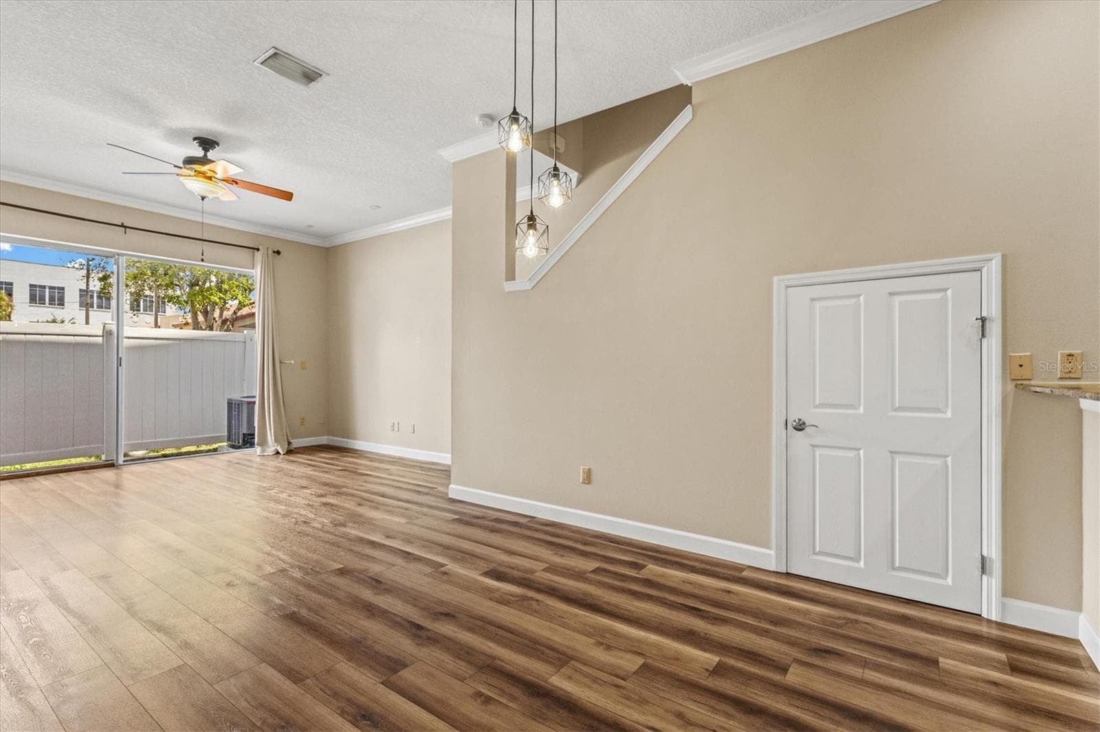 Townhouse at 212 S DAKOTA AVE #E, TAMPA, photo 14 of 93
