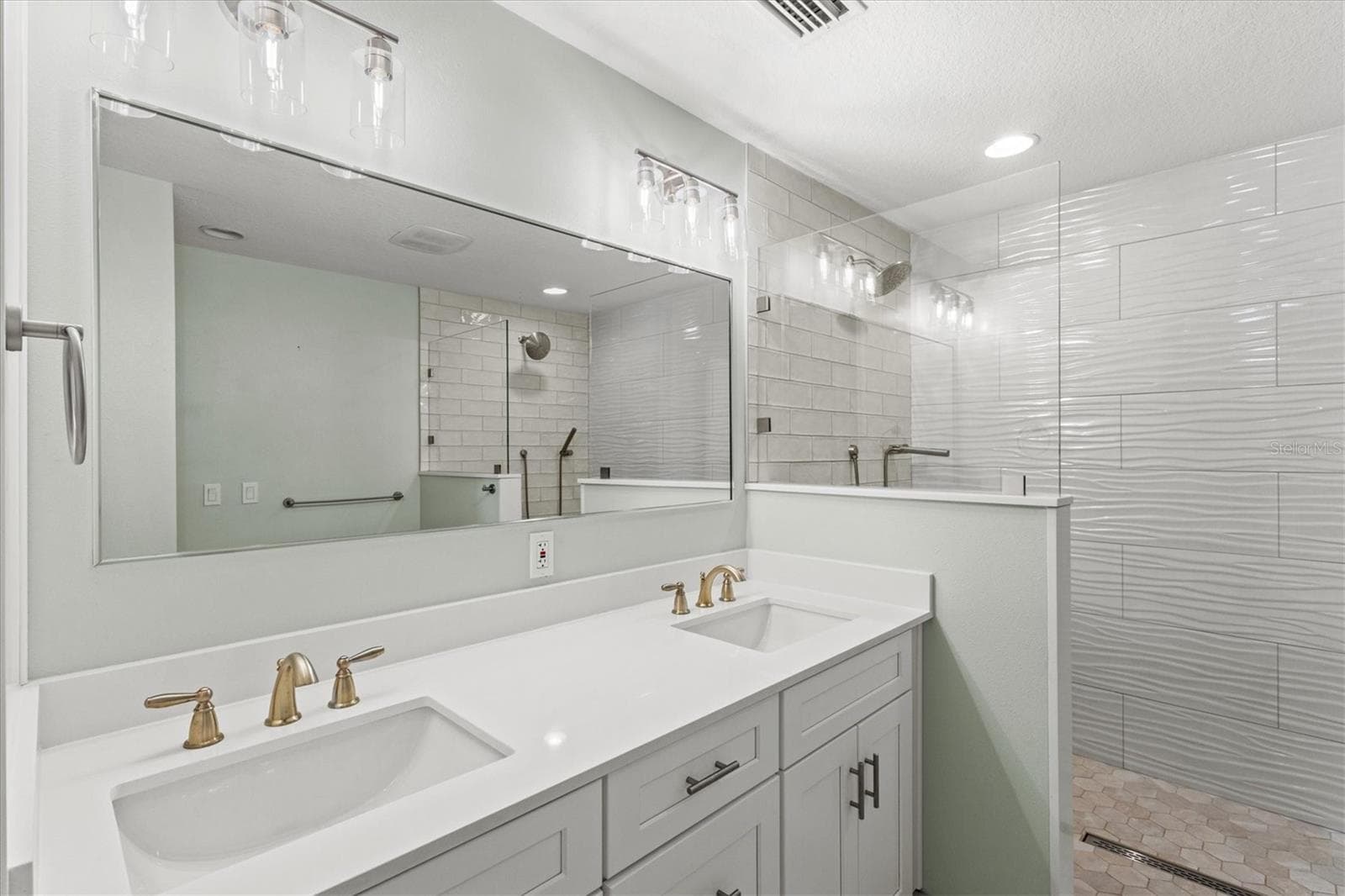 Townhouse at 212 S DAKOTA AVE #E, TAMPA, photo 30 of 93