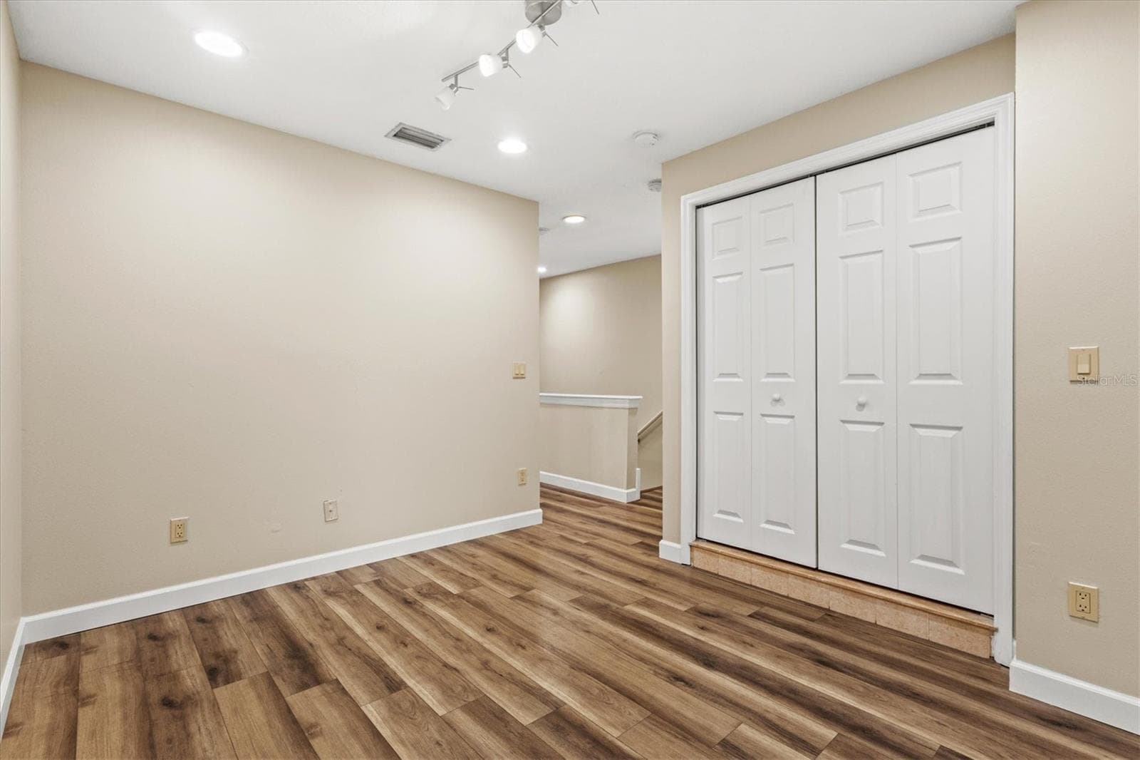 Townhouse at 212 S DAKOTA AVE #E, TAMPA, photo 36 of 93