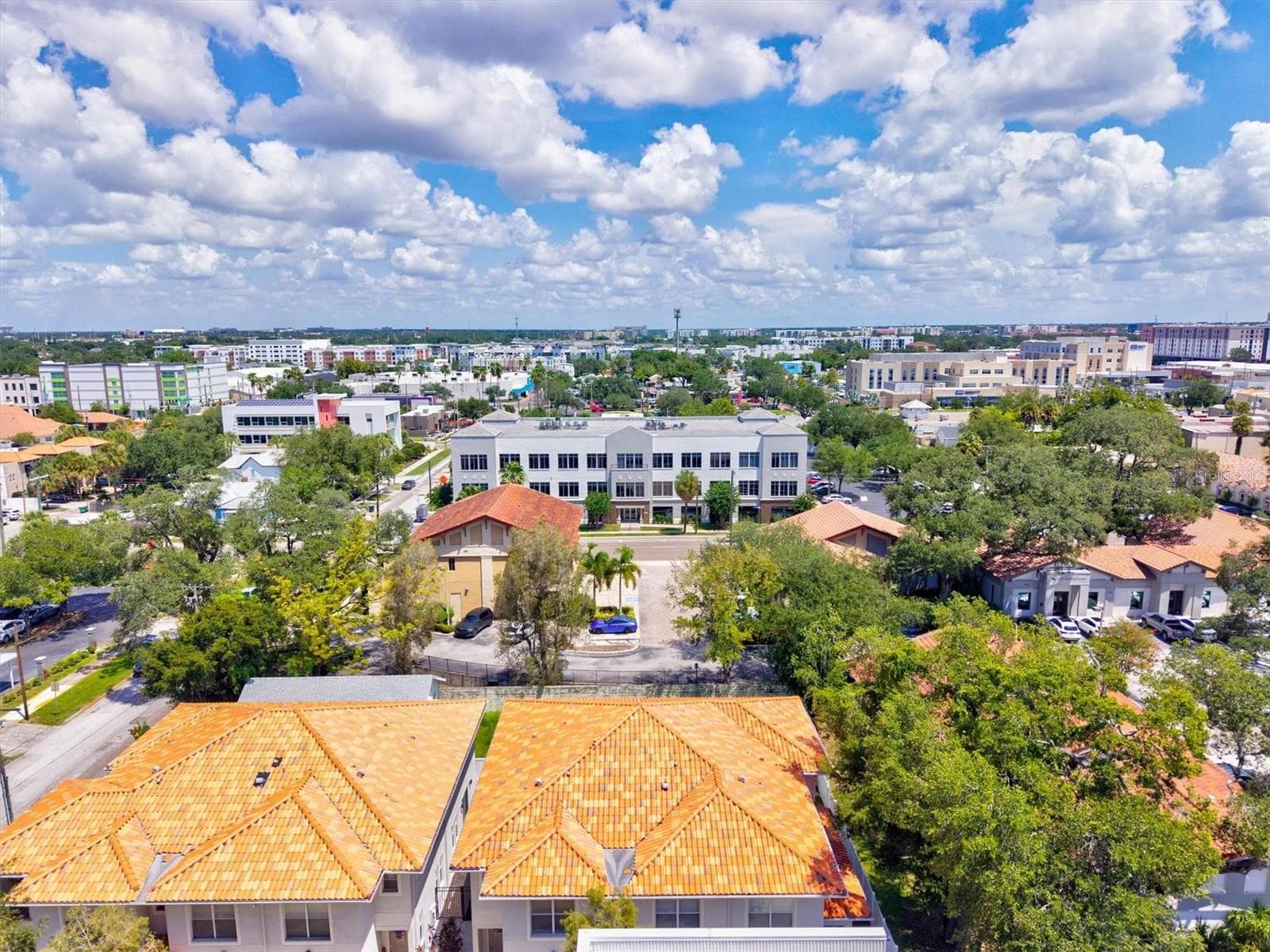 Townhouse at 212 S DAKOTA AVE #E, TAMPA, photo 51 of 93